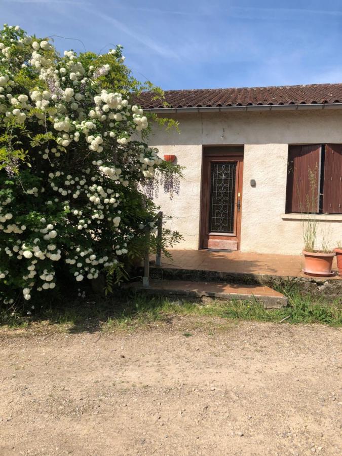 La Cabanes Senouillac Exterior photo